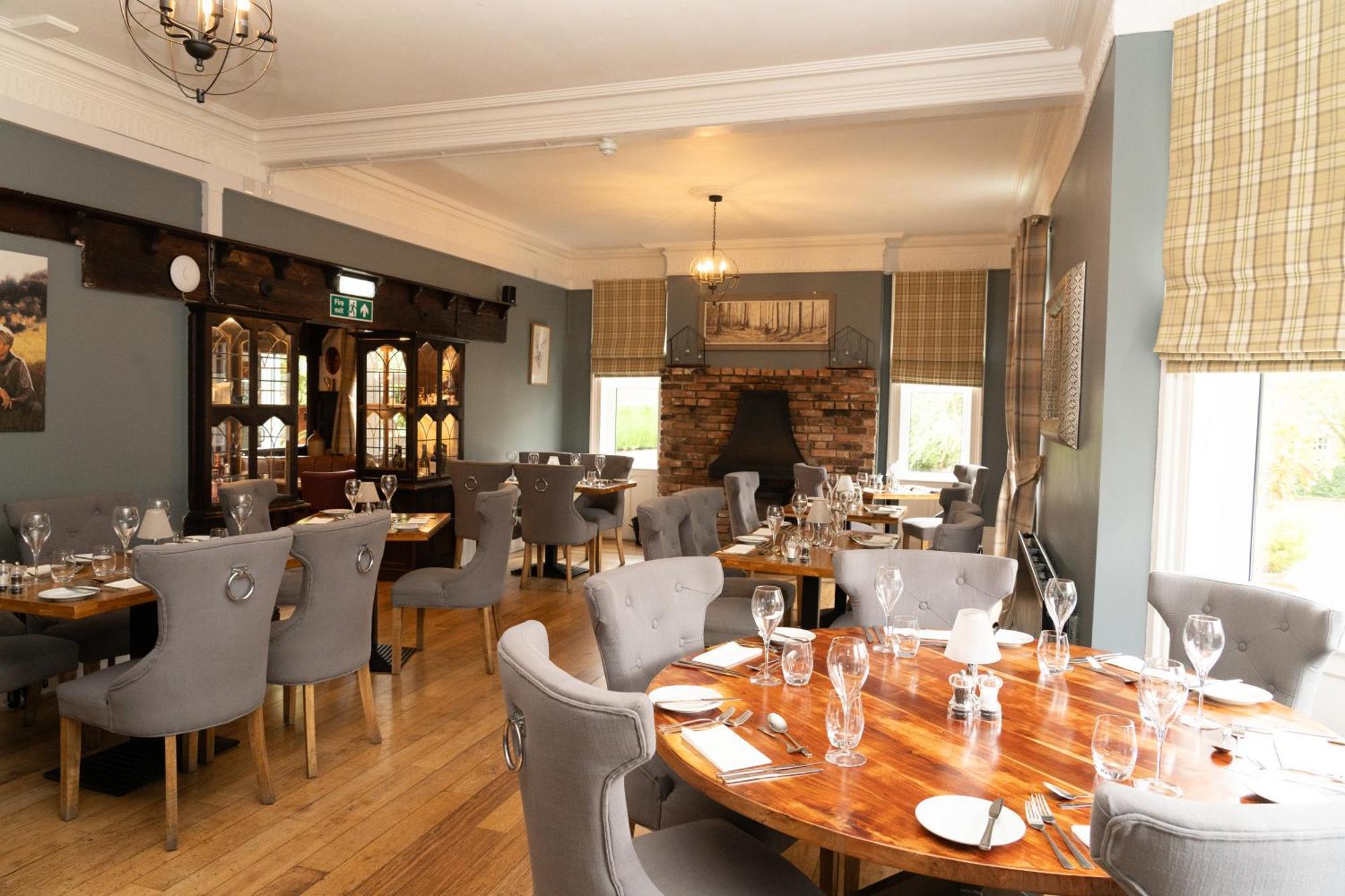 The Finch Hatton Arms Сліфорд Екстер'єр фото